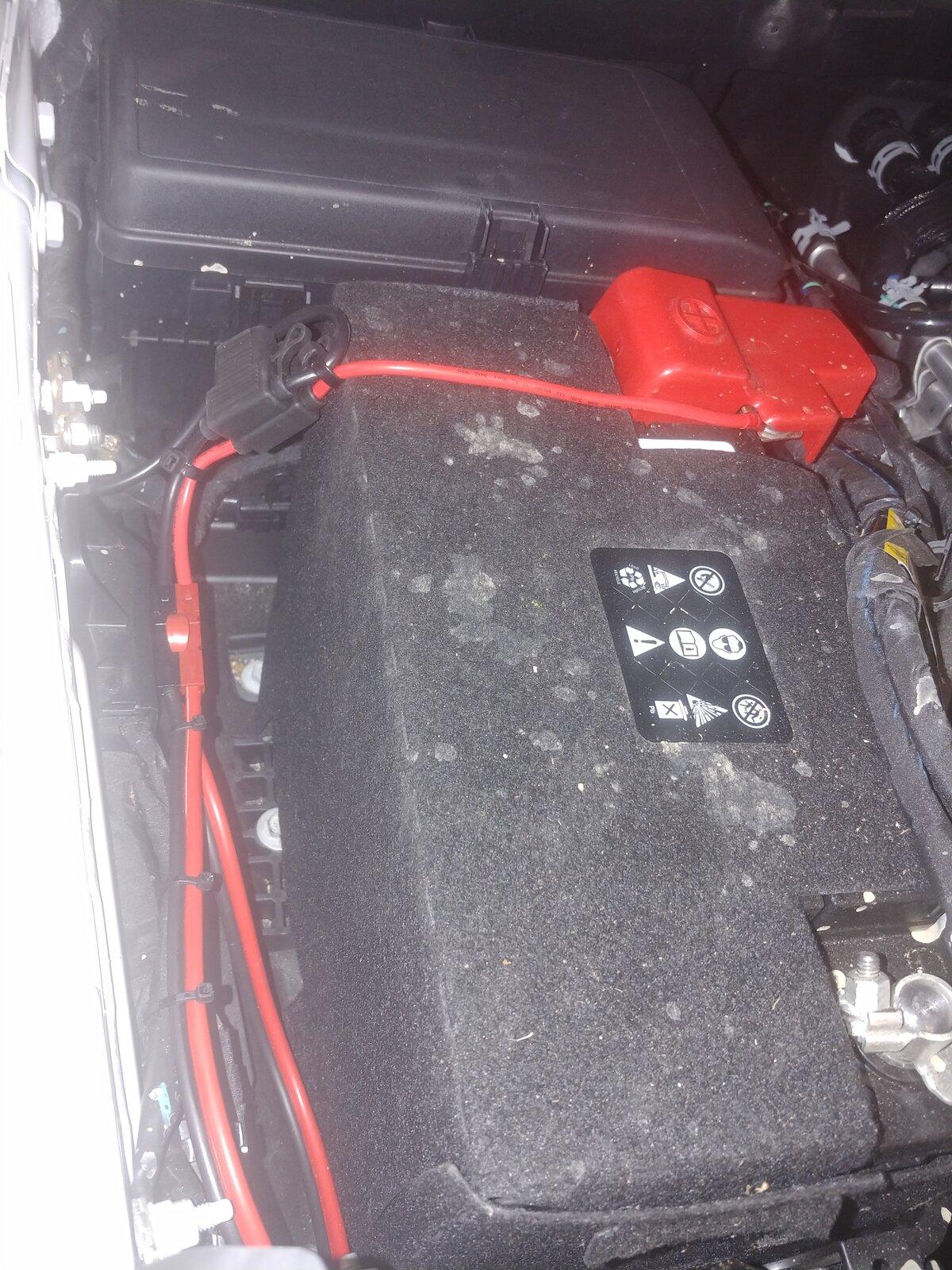 Jeep Gladiator Shortwave transceiver installation 20210101_134457