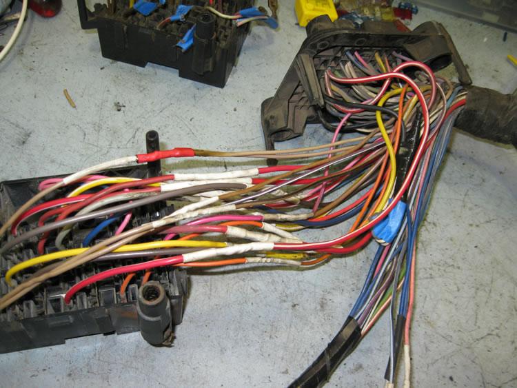Jeep Gladiator SOLVED: Broke my Gladiator by drilling into wires sx4-088