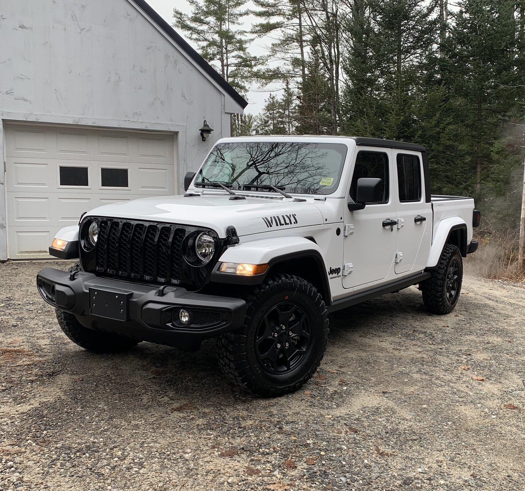 Jeep Gladiator WILLYS Edition Gladiator JT Club 2F276D25-024C-44BA-981B-BB38C154DFAF