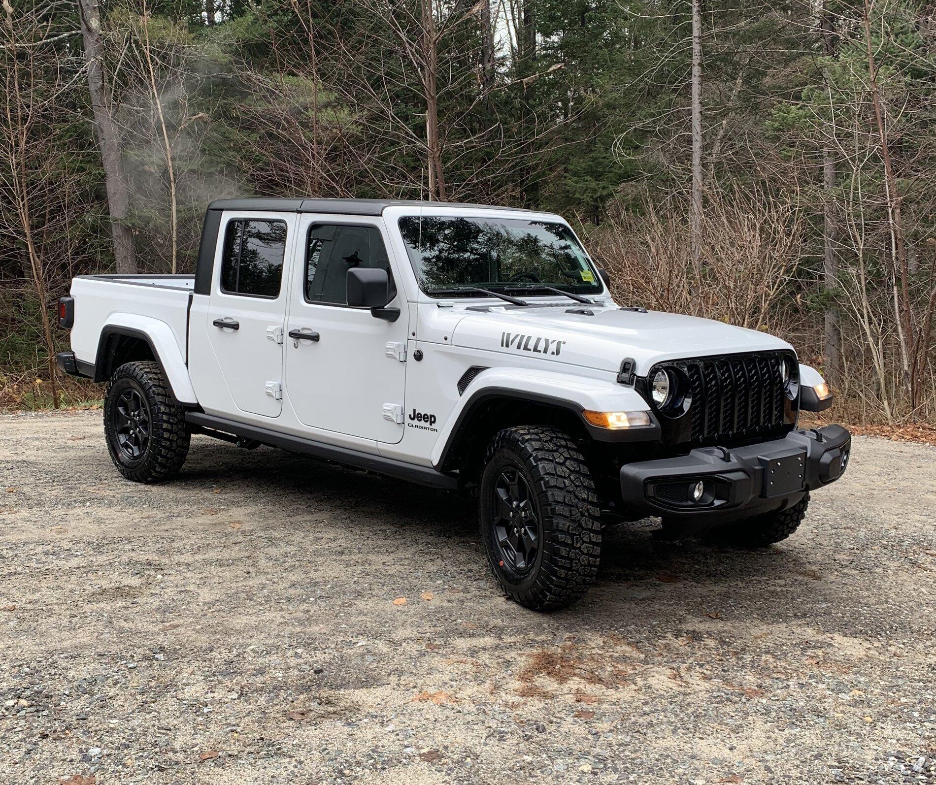 Jeep Gladiator WILLYS Edition Gladiator JT Club FECDEA23-46EE-4C76-B030-4CBABA49509F