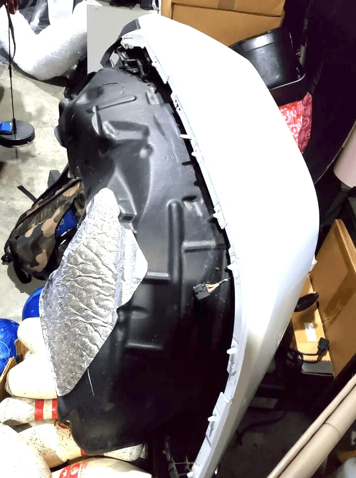 Jeep Gladiator White Rubicon front and rear fenders, with LED and flares ($500) fender1