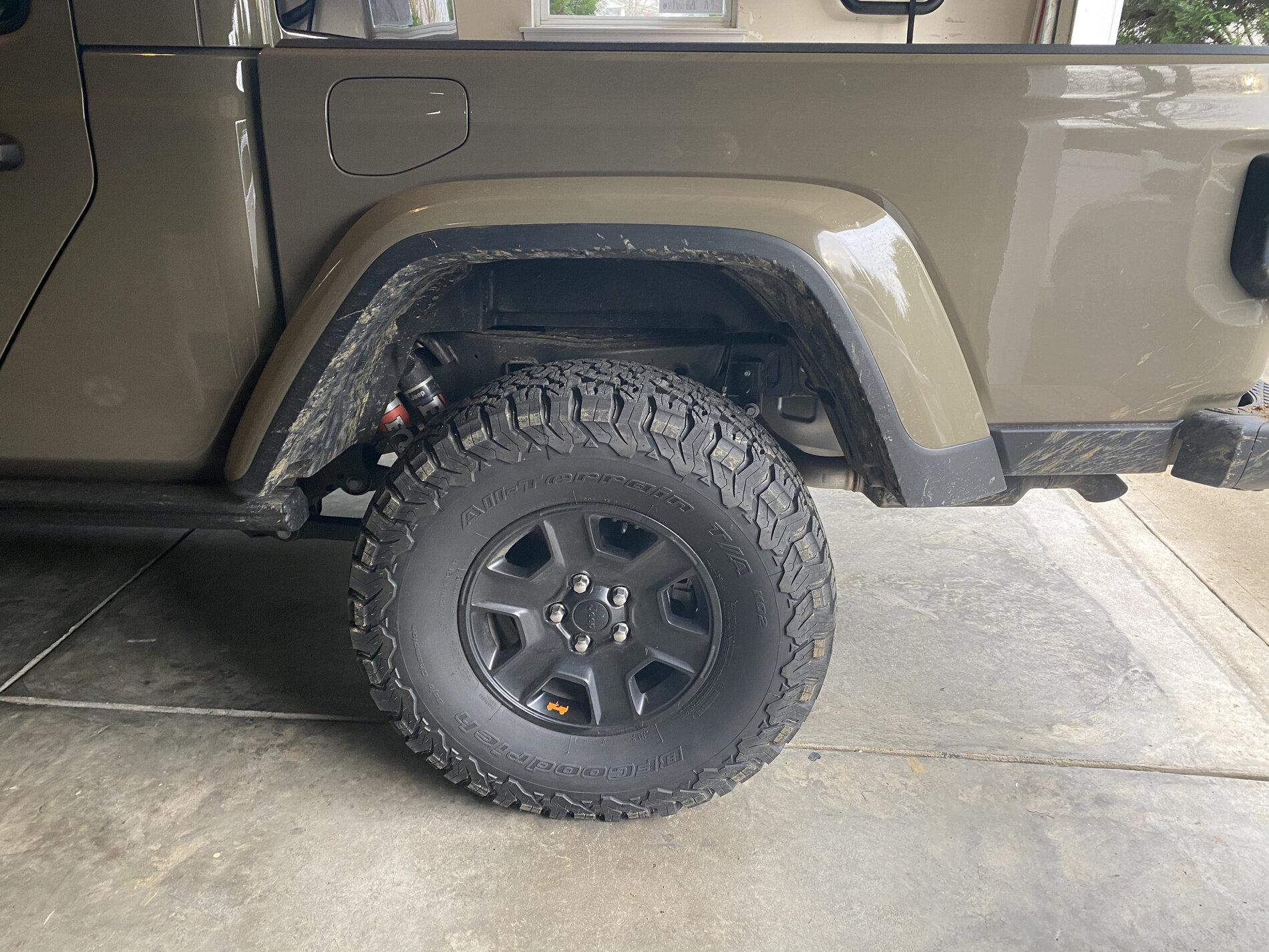 Jeep Gladiator ***Official Mojave Thread*** Lets talk Mojaves 5F6D5D61-E8E4-4770-9F24-CA176A4DF1A4