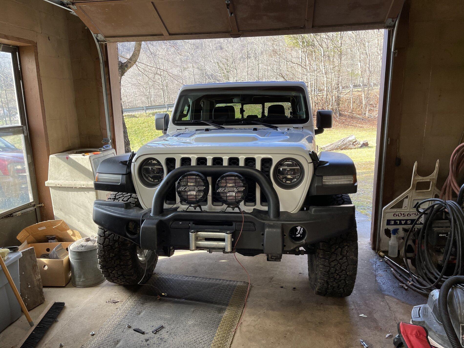Jeep Gladiator Jeepin' Realtor's Caual Build IMG_0680