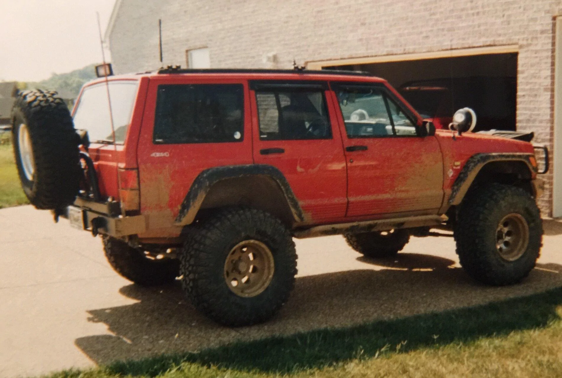 Jeep Gladiator Old School Jeeps 6AA09B75-14D2-4562-88DD-73012C4D41FB