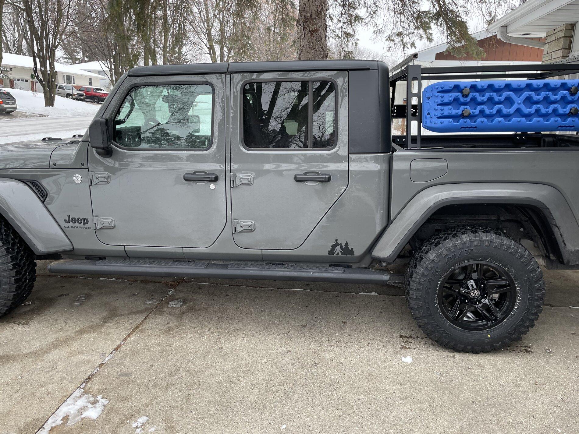 Jeep Gladiator STING GRAY Gladiator JT Club 6AAF56F7-8133-4B00-A9BE-5BC32951D1EB