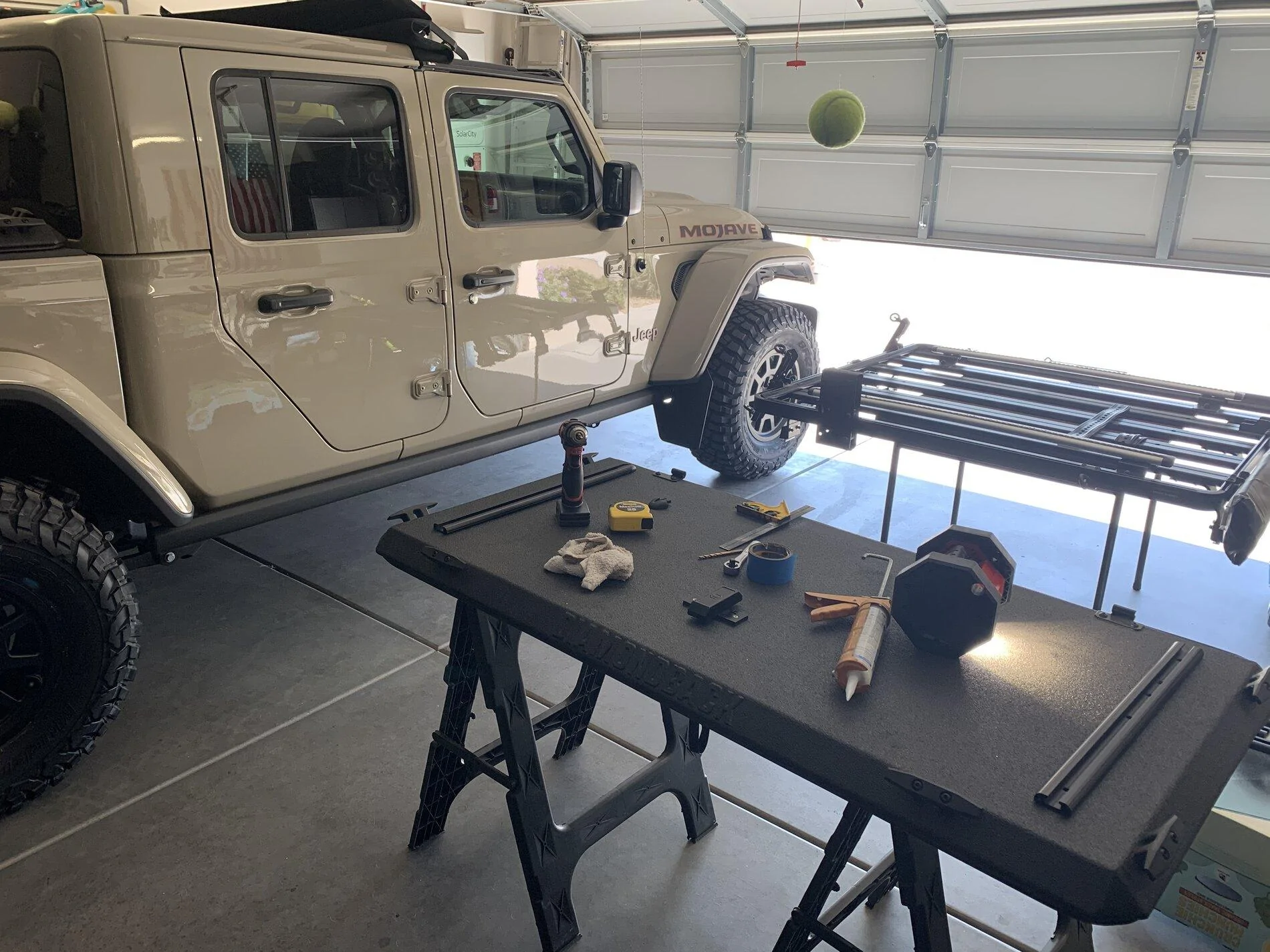 Jeep Gladiator Bed cover with rack IMG_6354