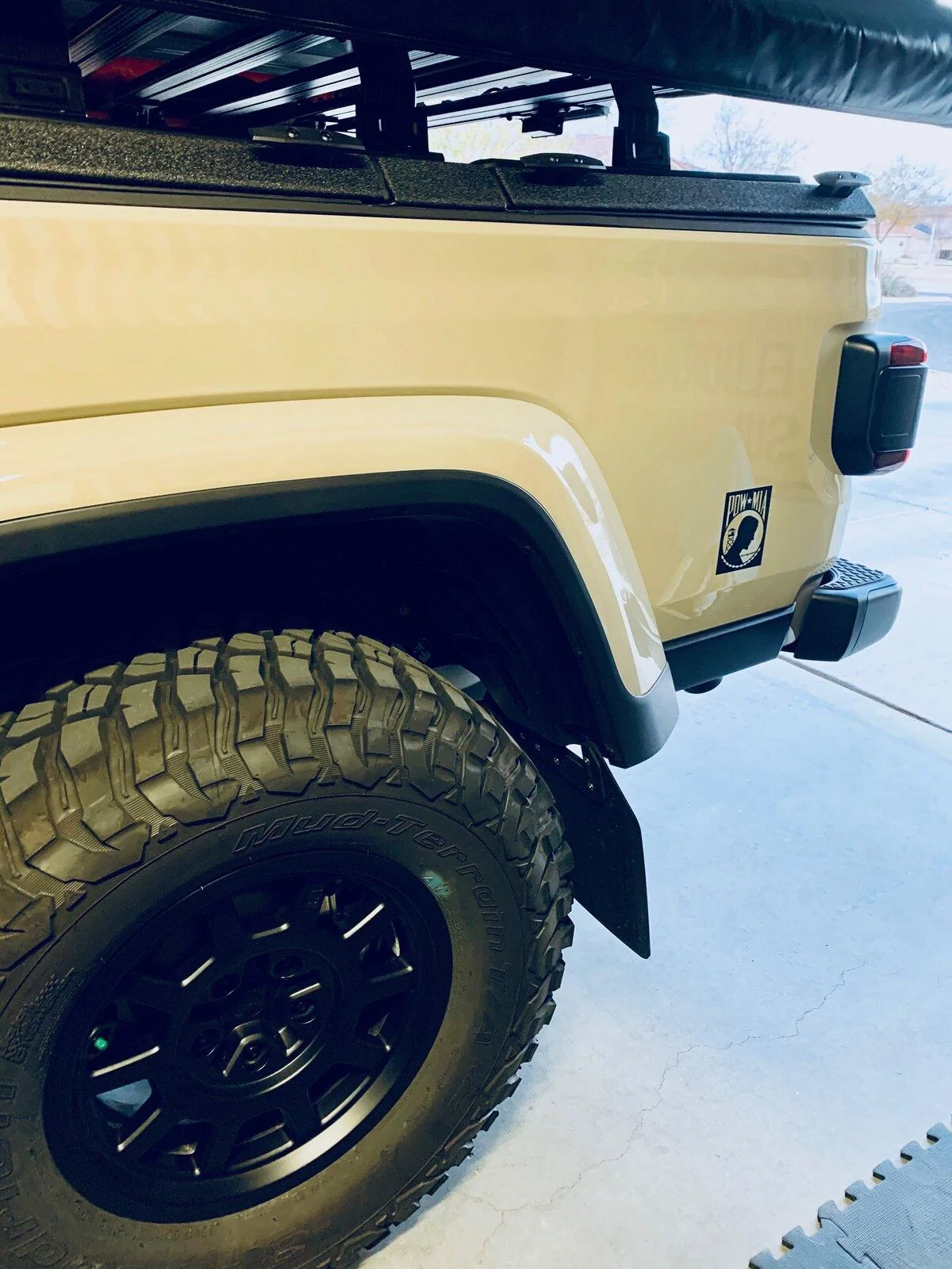 Jeep Gladiator Need Tire Help on Mojave IMG_6937