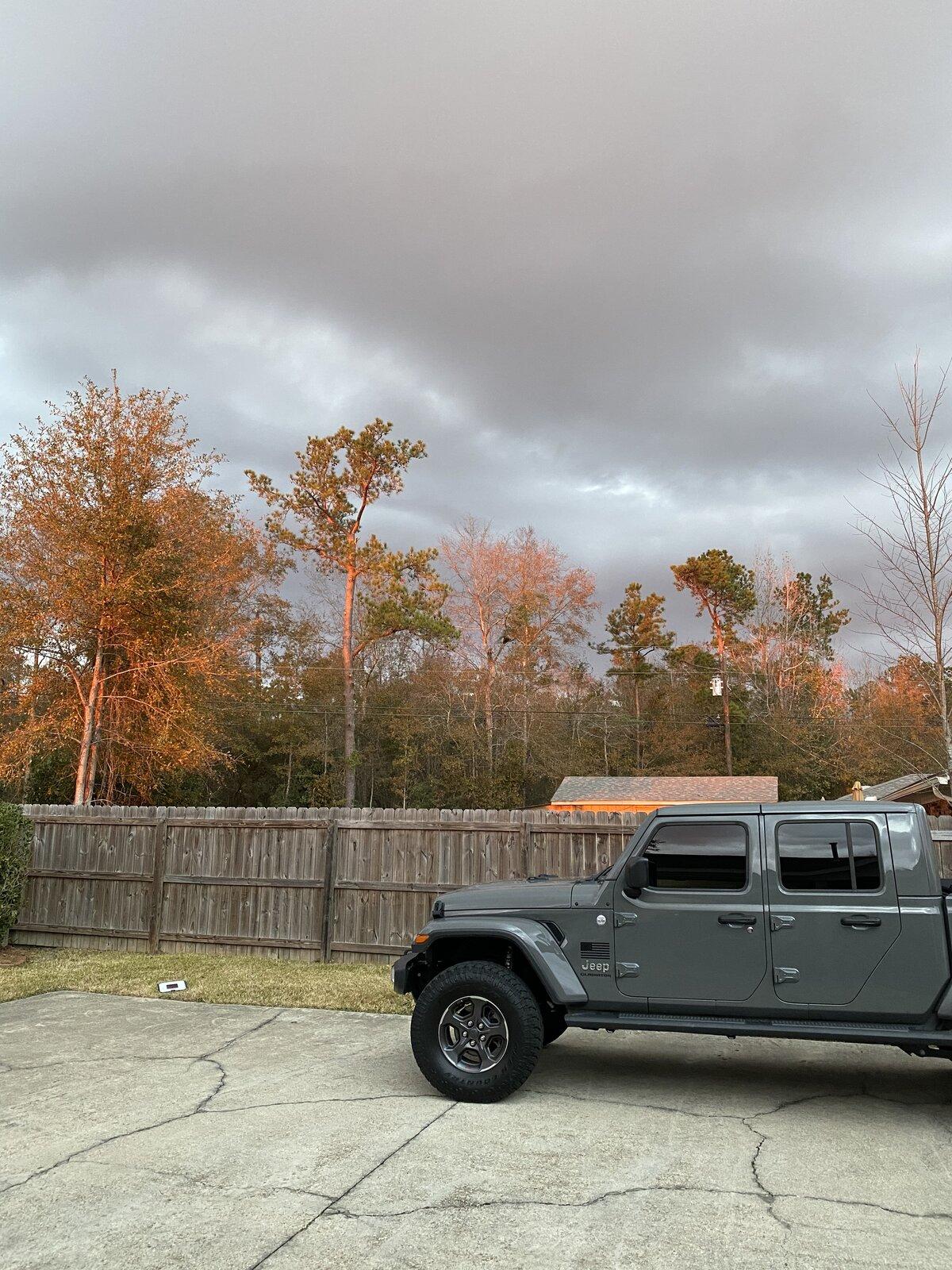 Jeep Gladiator STING GRAY Gladiator JT Club 5CD15ADB-1EDB-49B3-A651-3FE5E232FA5D