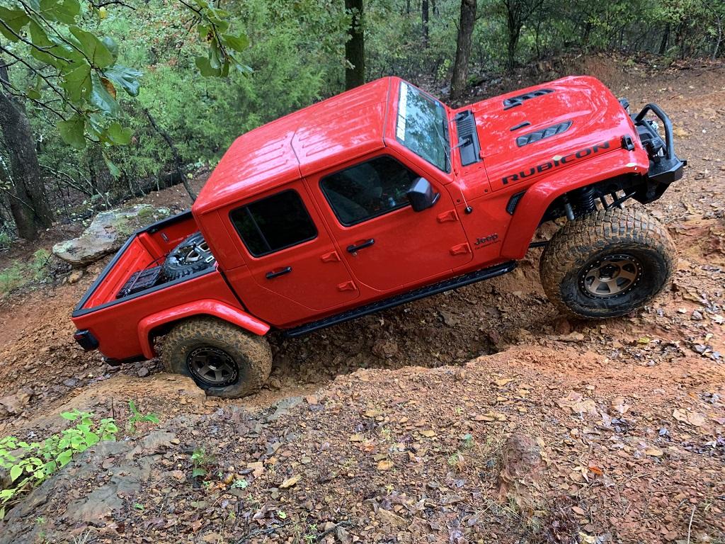 Jeep Gladiator Decent rock rail/step d_1270