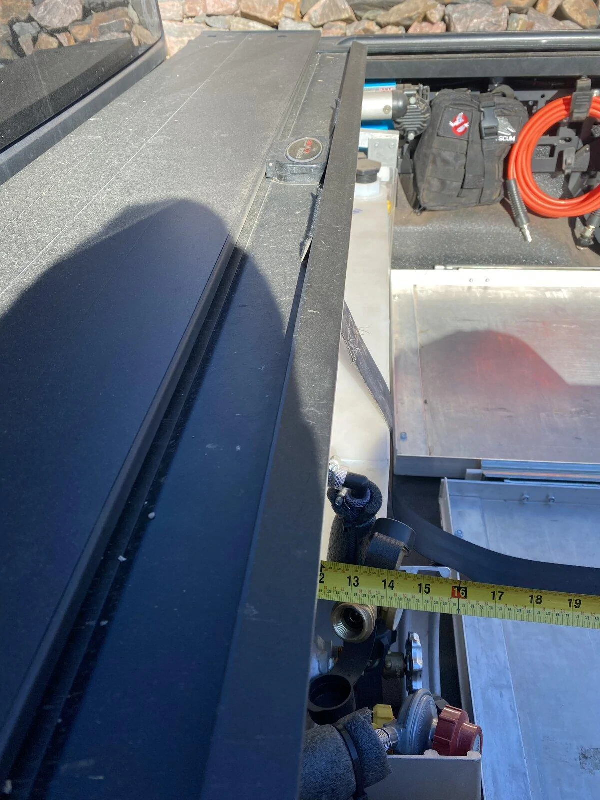 Jeep Gladiator Truck Covers USA Tonneau:  Pros and Cons? C32B8ED3-972F-444D-94FF-F0D4EAED65FE