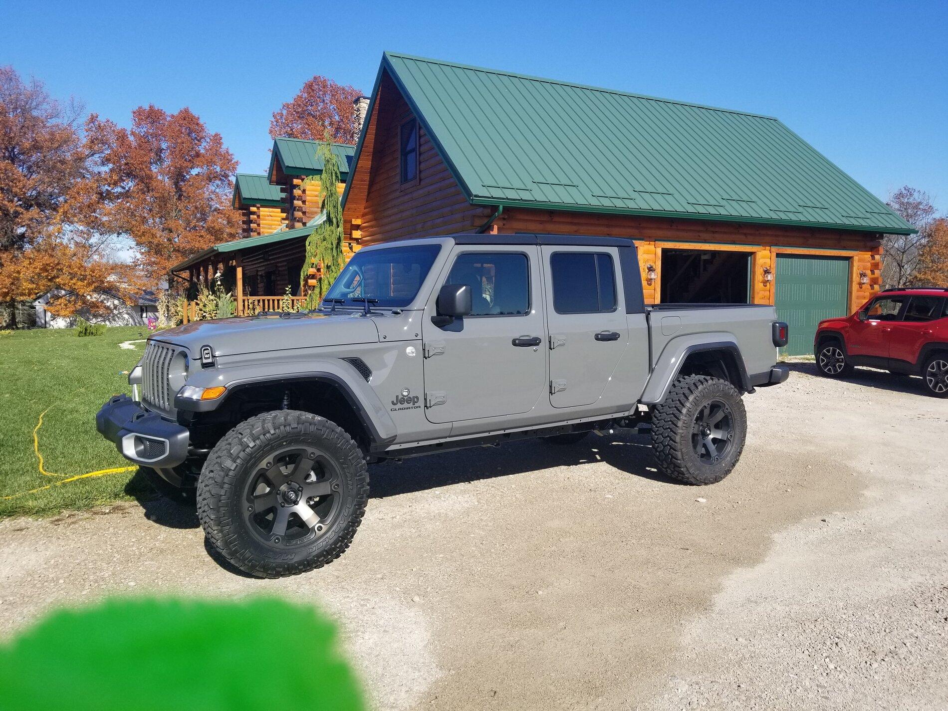 Jeep Gladiator Gladiators on Mopar 2" Lift Kit 20201108_125626