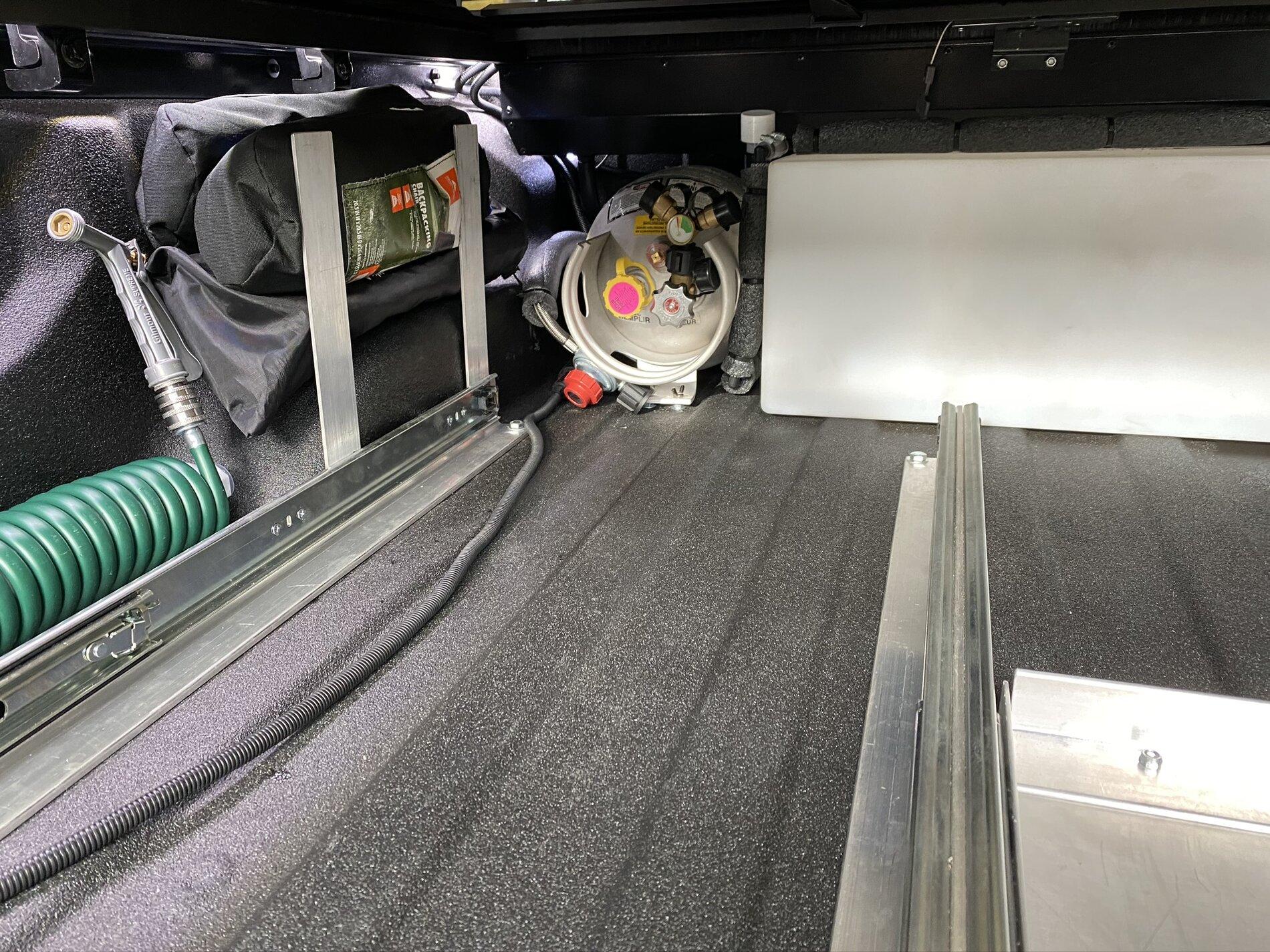 Jeep Gladiator Truck Covers USA Tonneau:  Pros and Cons? 61FD3E8D-72DD-4C9F-BAFB-DE0A6AF504F3