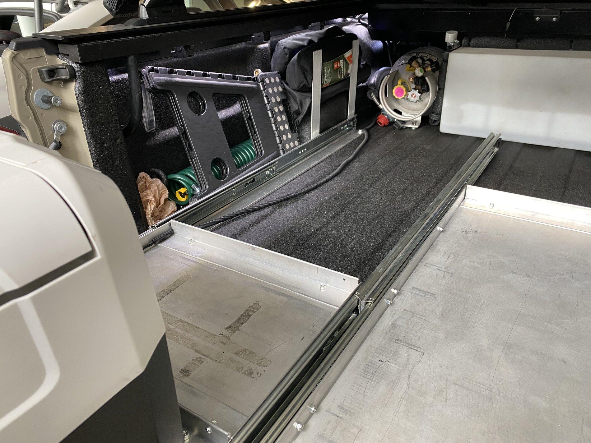 Jeep Gladiator Truck Covers USA Tonneau:  Pros and Cons? F18D62F2-893D-41F9-91A3-A101A26249B9