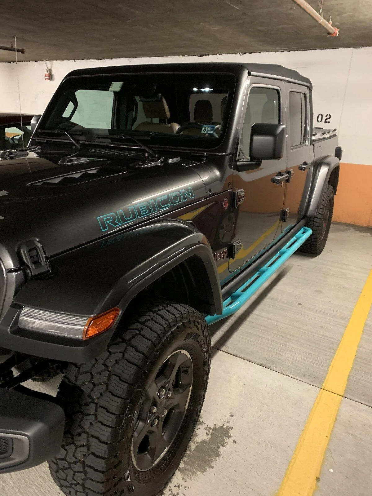 Jeep Gladiator Practical Truck for the Over Prepared Woman 7909A649-AC01-450D-8793-FDBB82489BAA