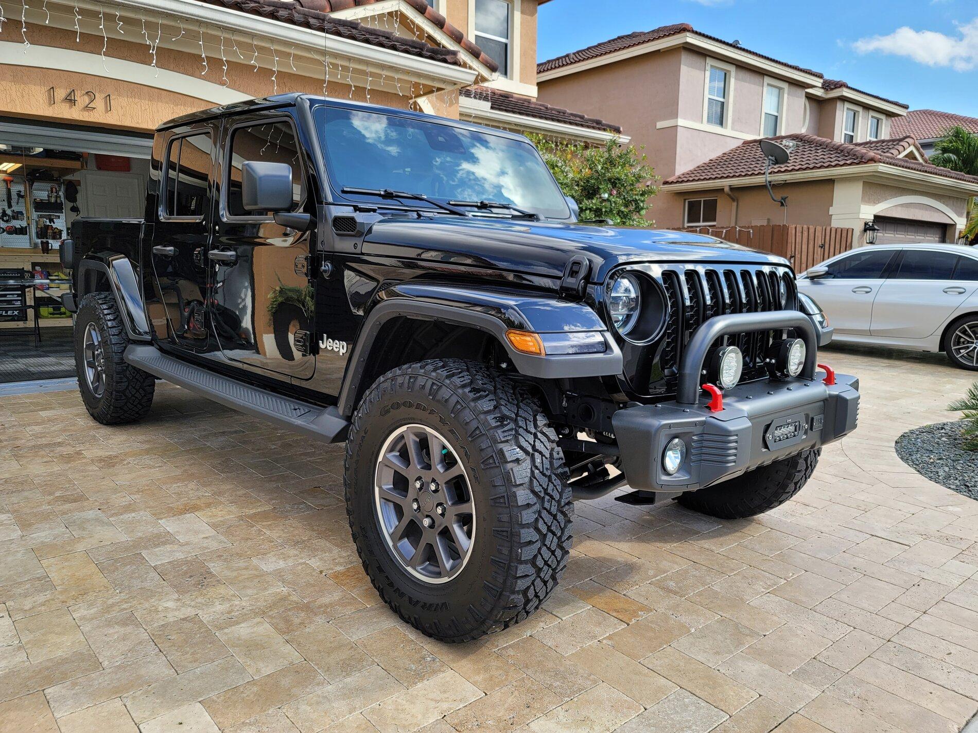 Jeep Gladiator BLACK Gladiator JT Club 20201220_141847