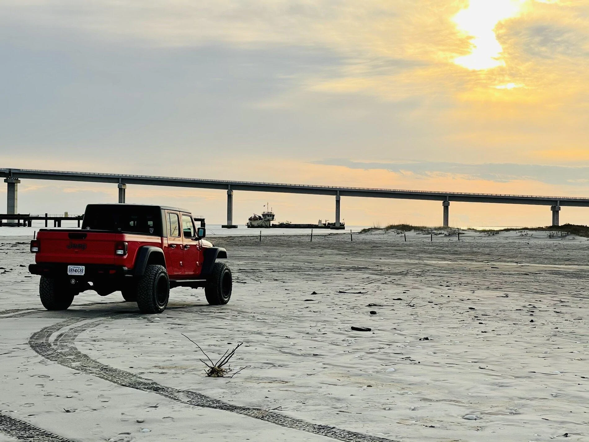 Jeep Gladiator Gladiator Glamour Shots 03857250-09D2-4C81-99B6-C270C3598A09