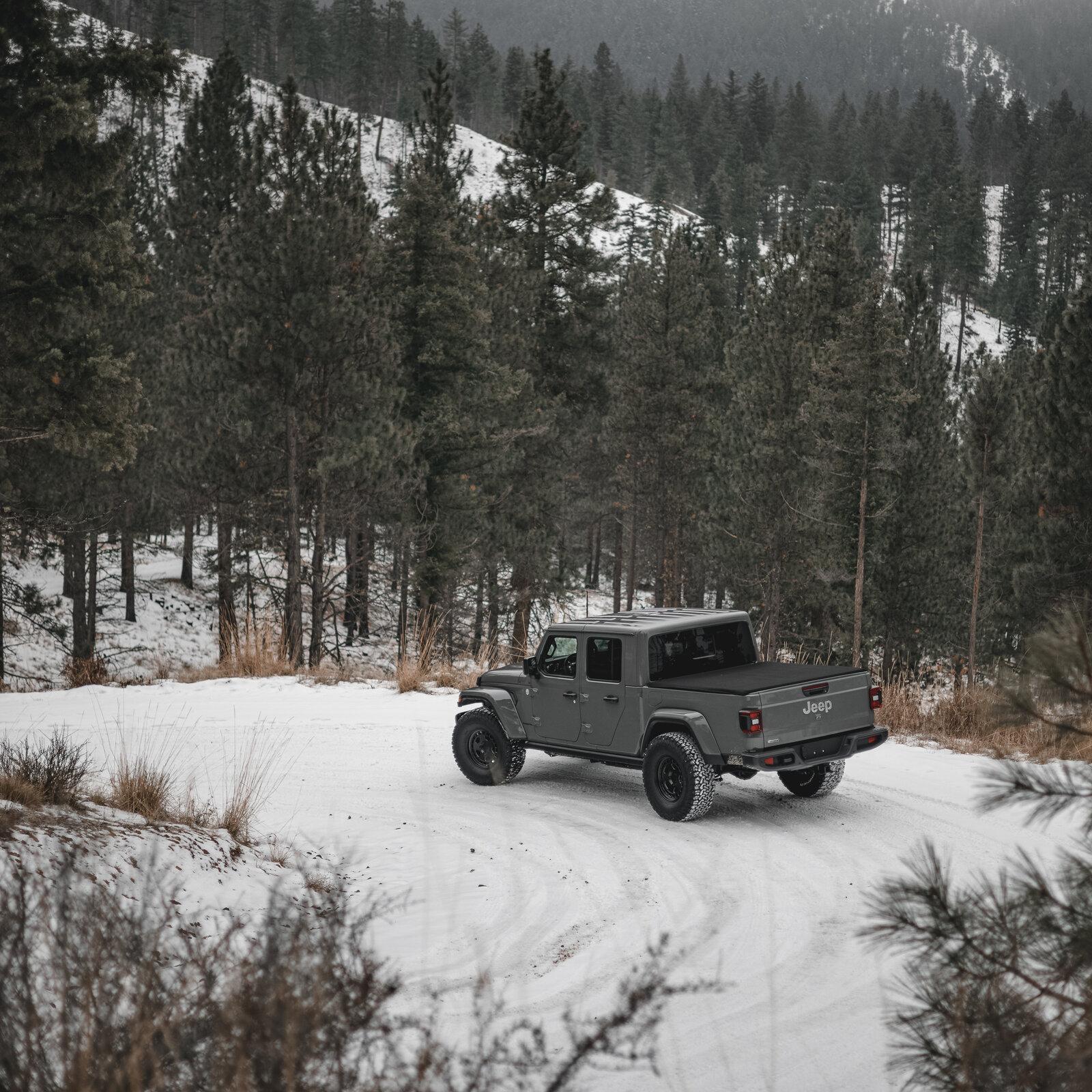Jeep Gladiator Gladiator Glamour Shots GSDec29-8
