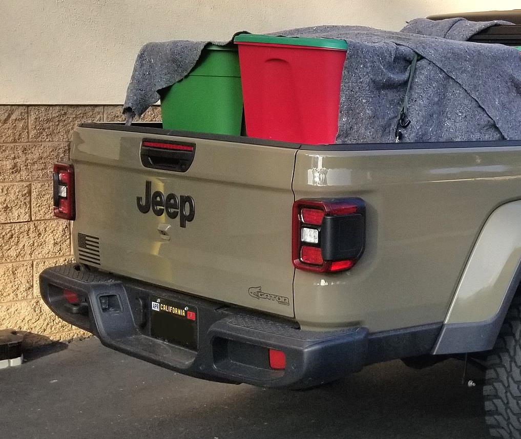 Jeep Gladiator Stickers and decal pics! santa_sleigh2c