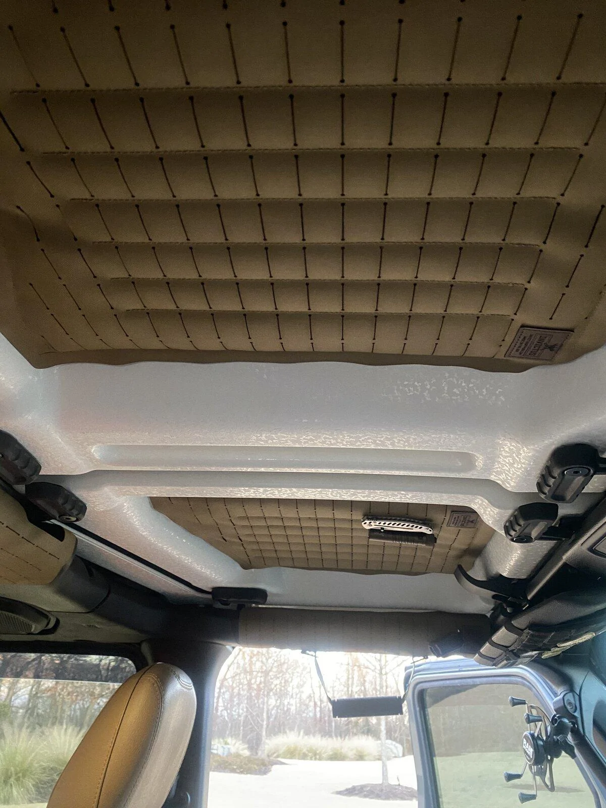 Jeep Gladiator Invictus off Road MOLLE Headliner 22A3C823-6D36-4DFB-9585-61A1B60F0D05