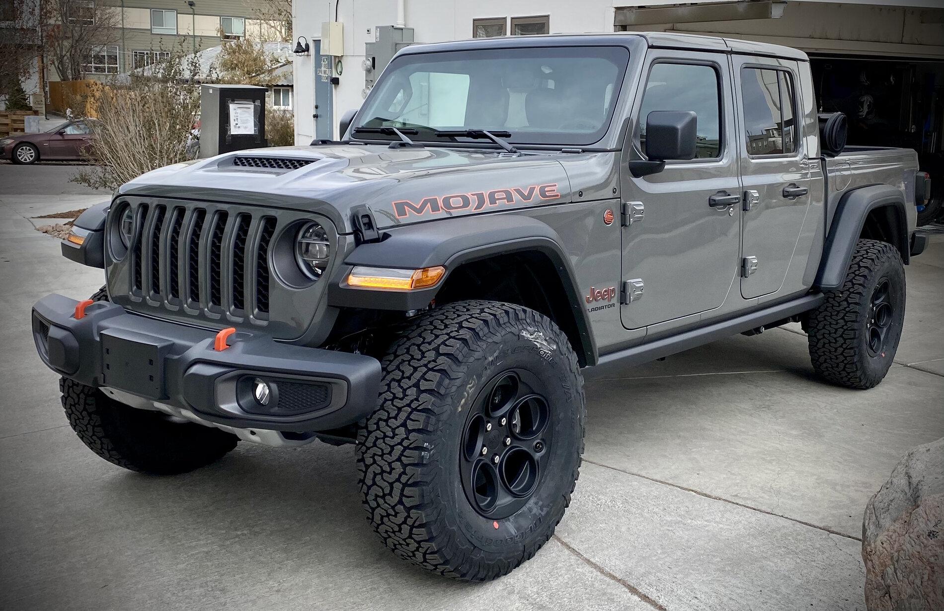 Jeep Gladiator Help me decide to go 35s or not on Mojave! E0392F0F-97C2-4B46-8821-0AC5F5B5EAF0
