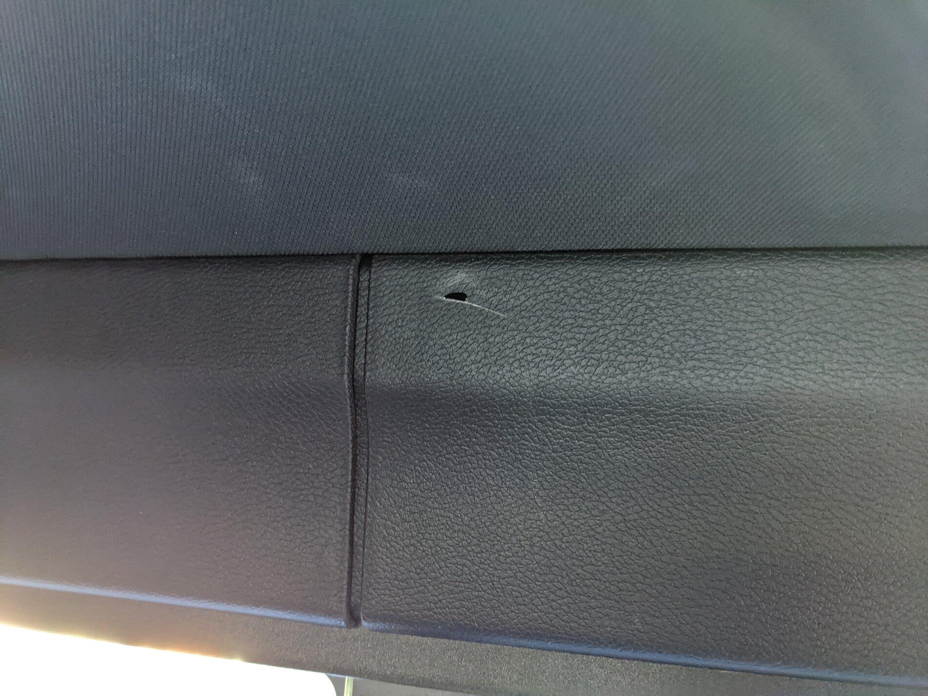 Jeep Gladiator Rear Window Leak and Painful Repair Process PXL_20201103_141143733