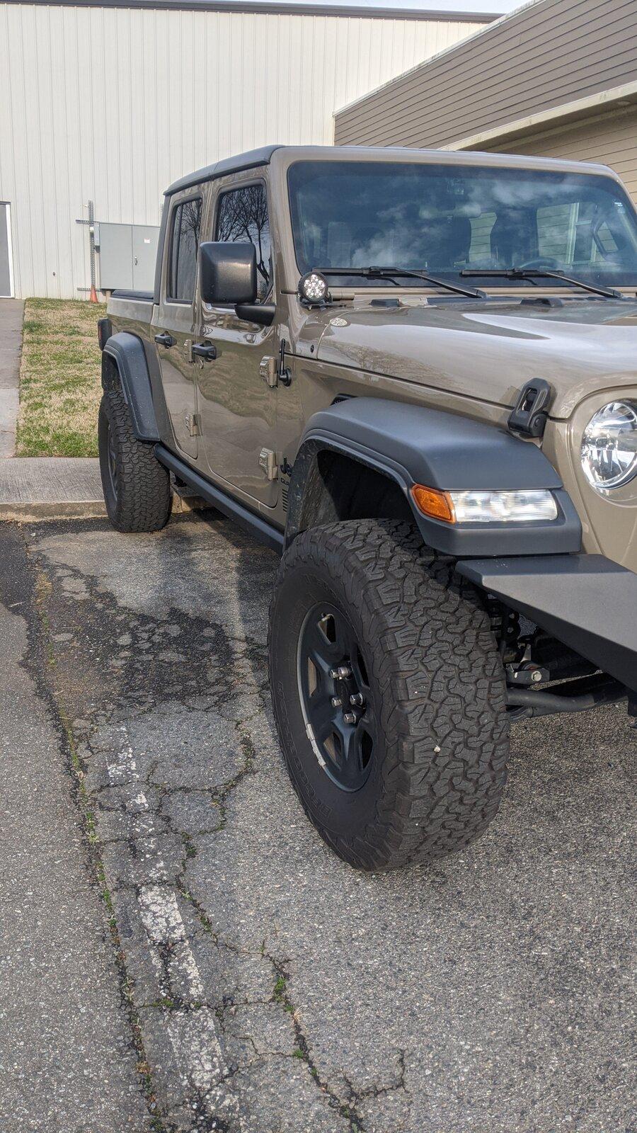 Jeep Gladiator Well ran over this dude yesterday! PXL_20210107_204602973