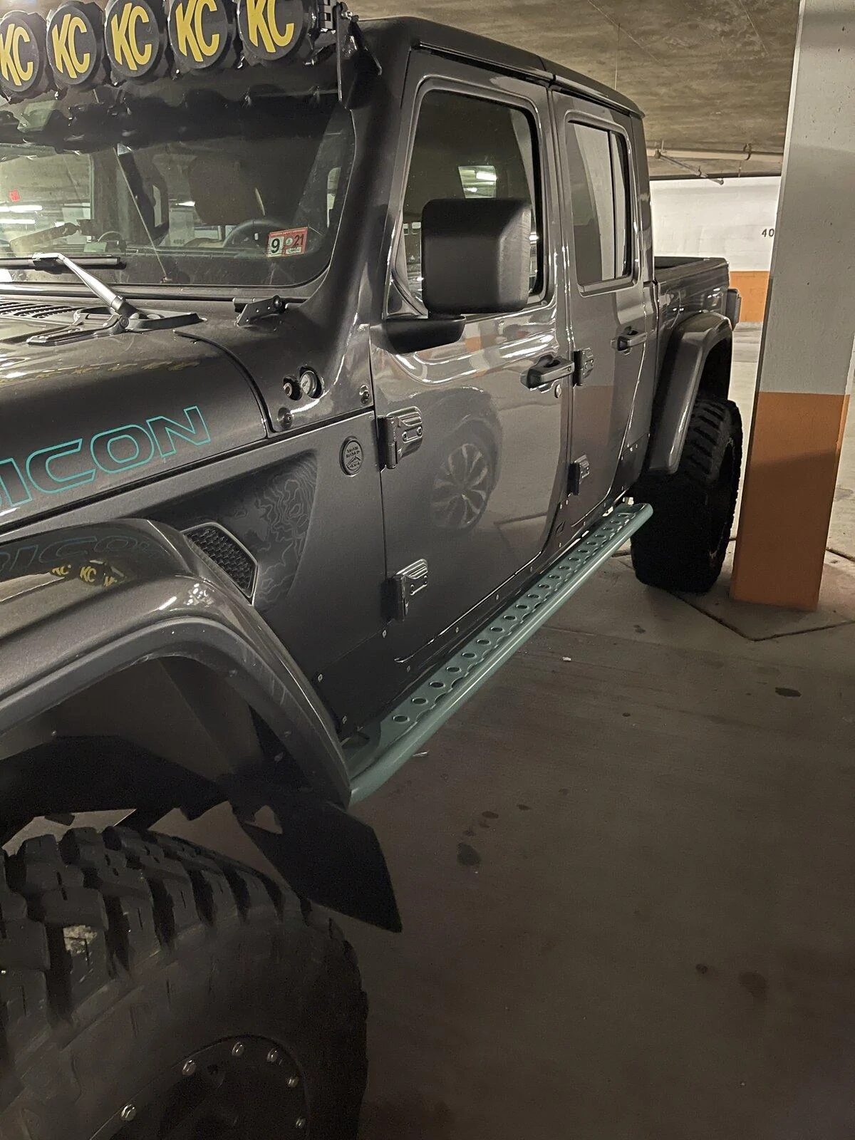 Jeep Gladiator Practical Truck for the Over Prepared Woman E0975BA6-42C7-44FF-8C59-72C816397114
