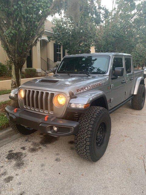 Jeep Gladiator Mojave on 37s, flat fenders and no lift, thoughts? 1