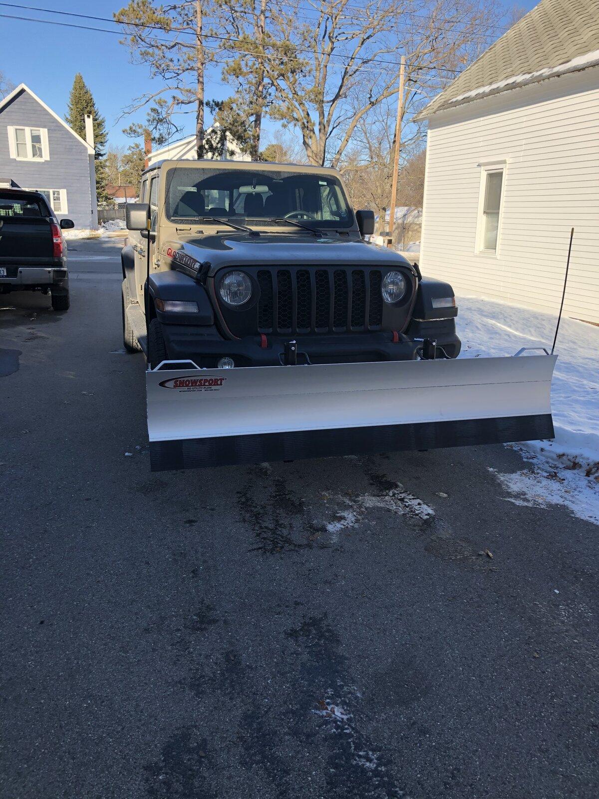 Jeep Gladiator SnowSport HD plow for Gladiator add. B94B9139-E819-4F8F-B642-FE6F0318FD4C