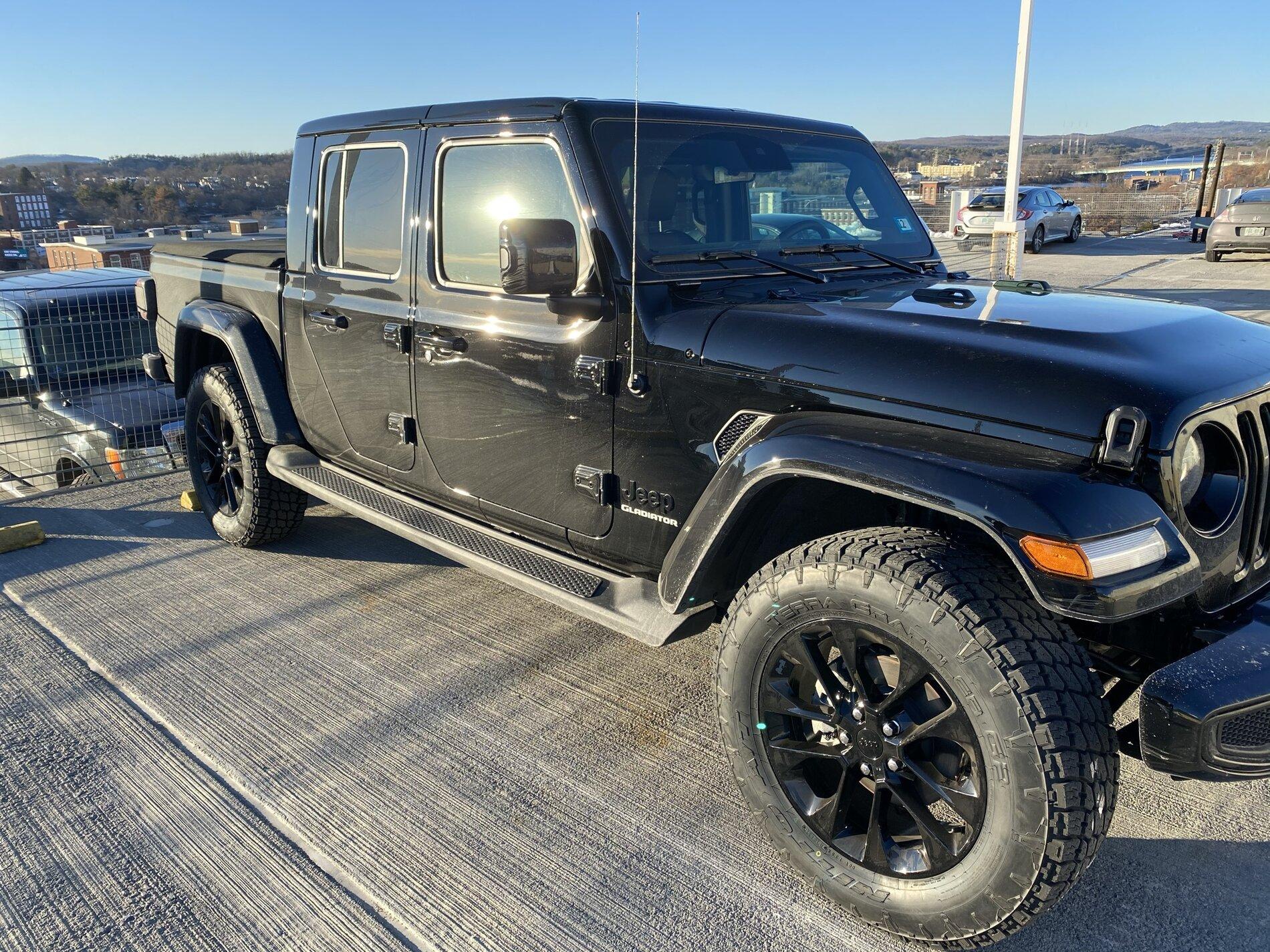 Jeep Gladiator High Altitude's with bigger rubber on stock wheels FQ New.JPEG