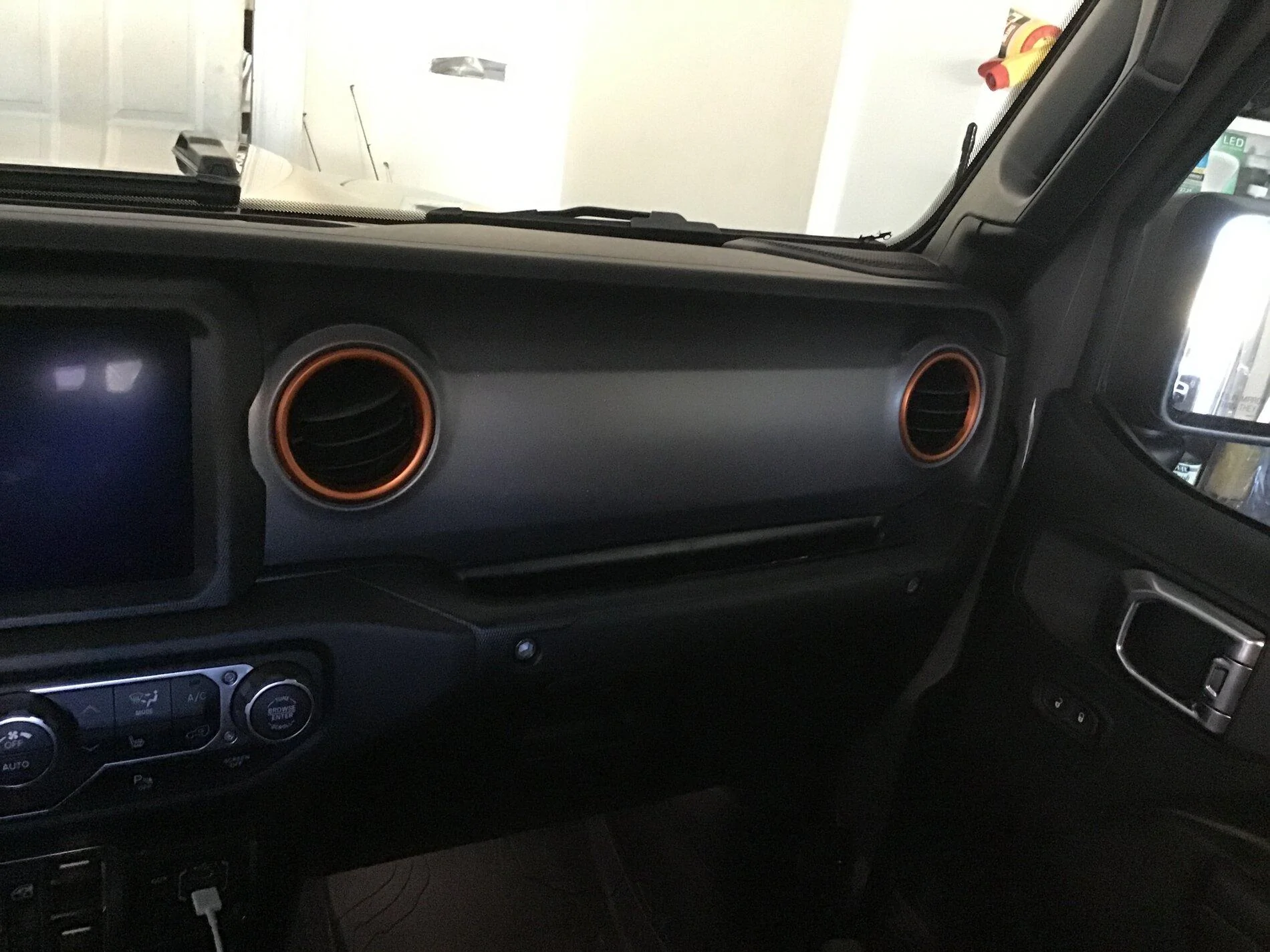 Jeep Gladiator Where are you putting your BoH trail badges? imag