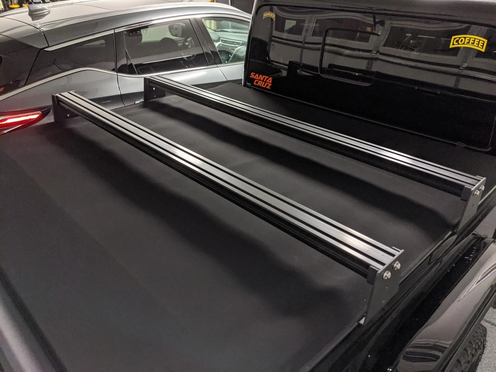 Jeep Gladiator Installing Billiebars on 2021 Mojave with Mopar Tonneau Rolling cover bb9