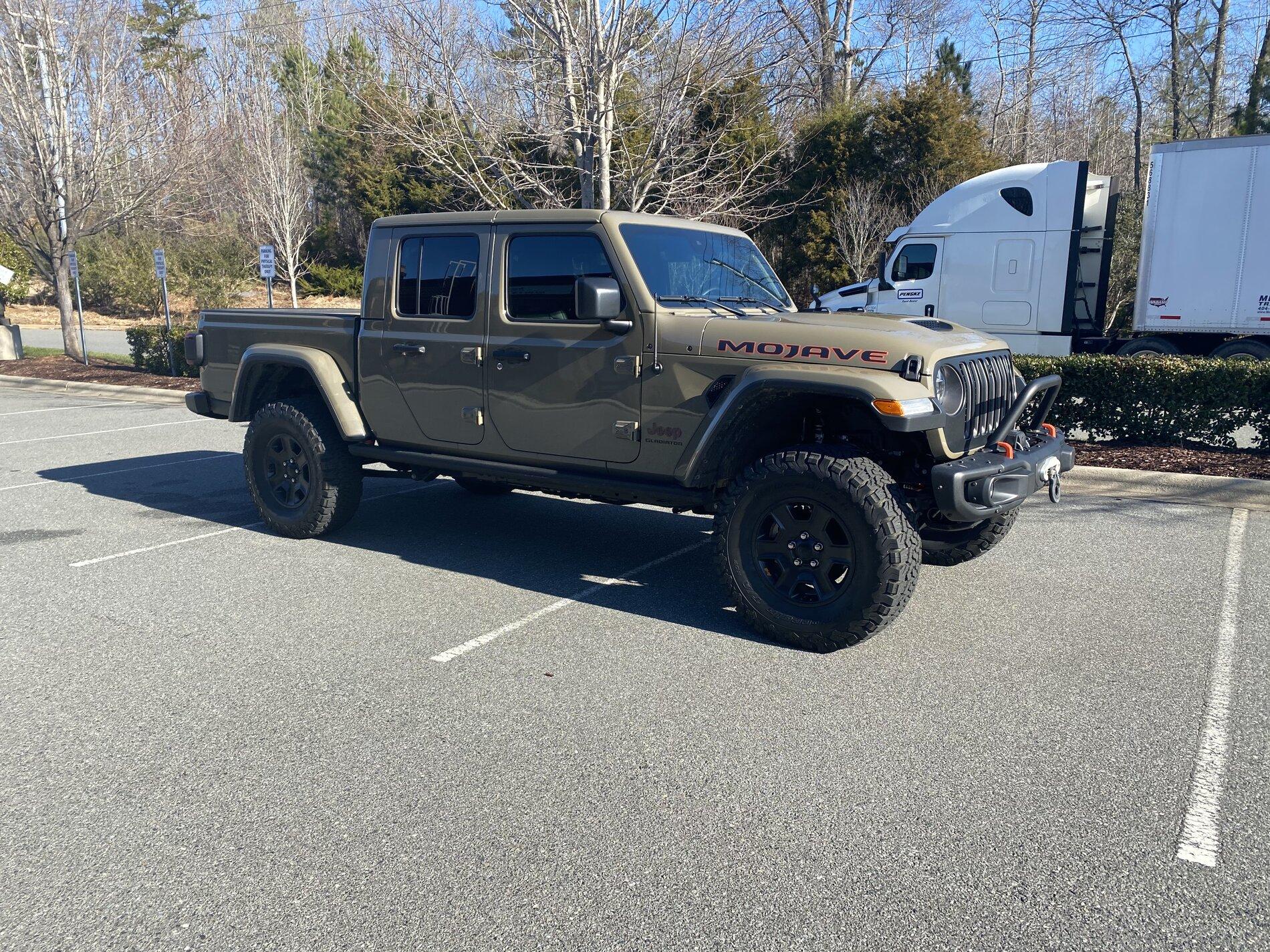 Jeep Gladiator ***Official Mojave Thread*** Lets talk Mojaves B8AF27F2-A2AD-4B19-A089-1138A38411AF