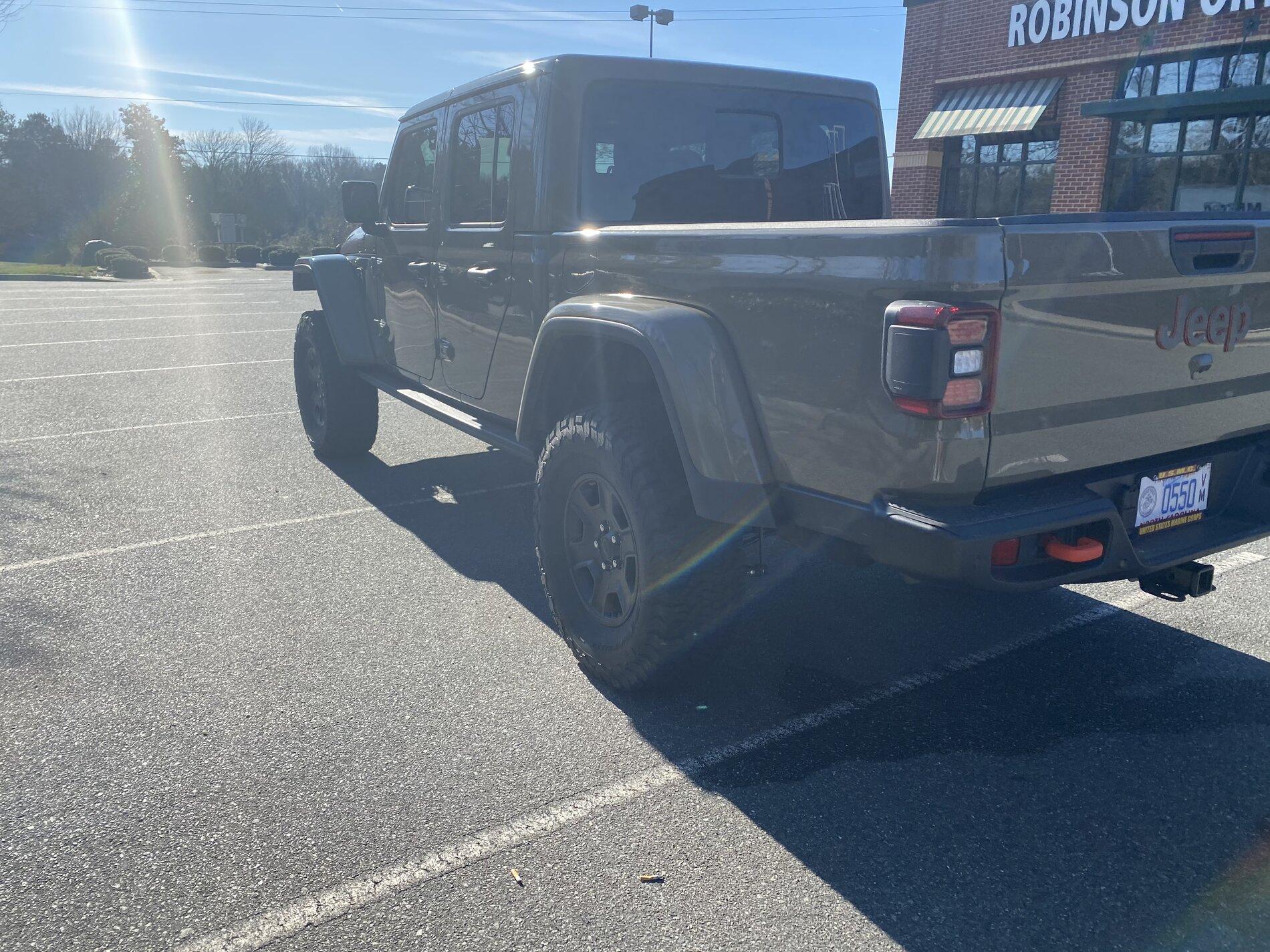 Jeep Gladiator ***Official Mojave Thread*** Lets talk Mojaves EE6013EE-2169-435F-9E84-2A9E164D078D