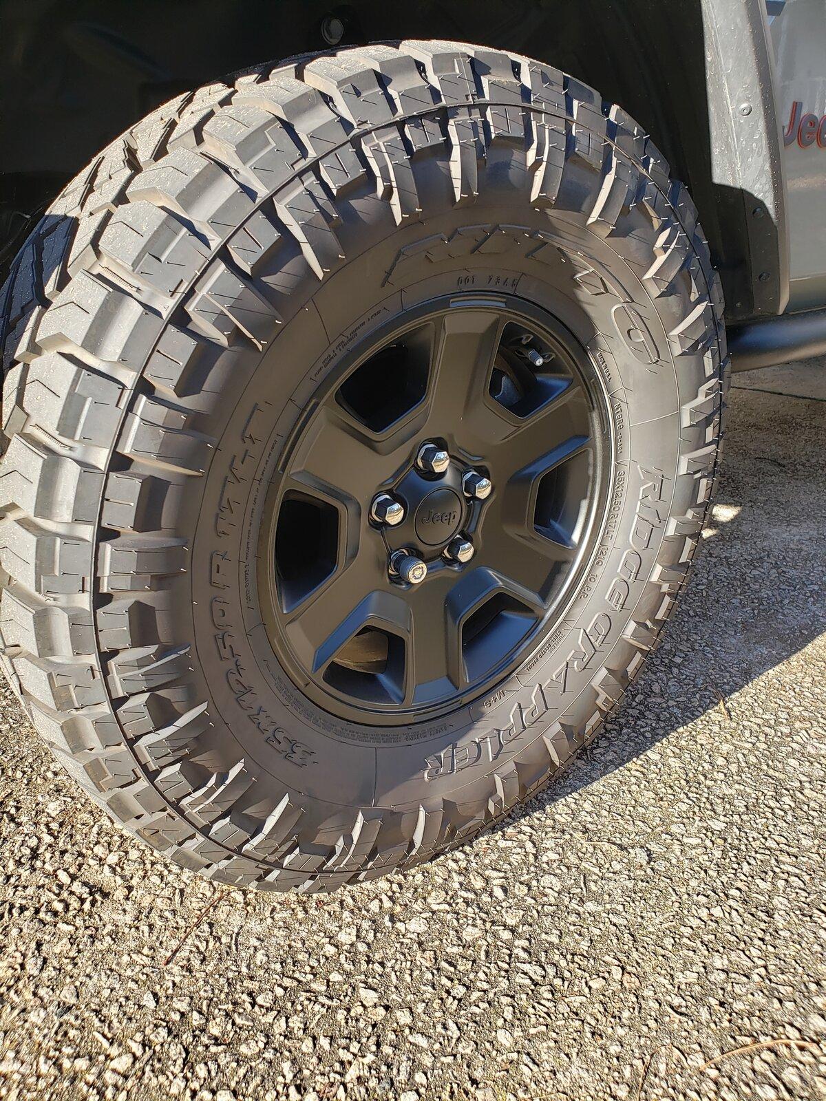 Jeep Gladiator Mojave wheels 20210109_150552