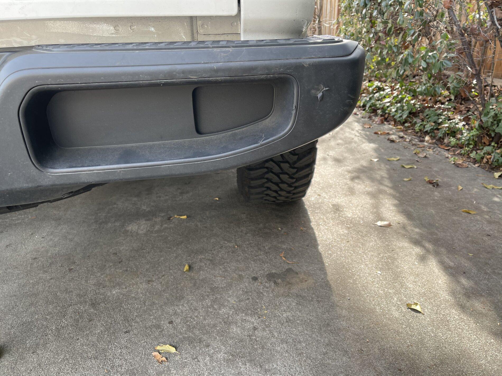 Jeep Gladiator Question for Non-US Owners- Rear bumper reflectors FBD41A93-73E9-438F-8D7A-EB5FE2CF8D24