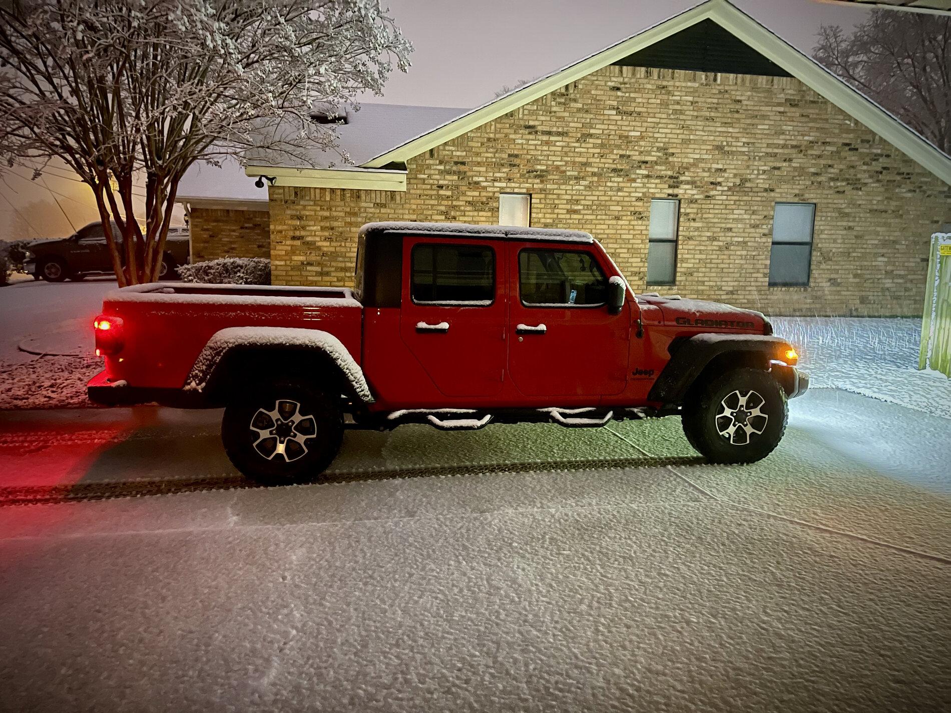 Jeep Gladiator Snow in NETX IMG_0122