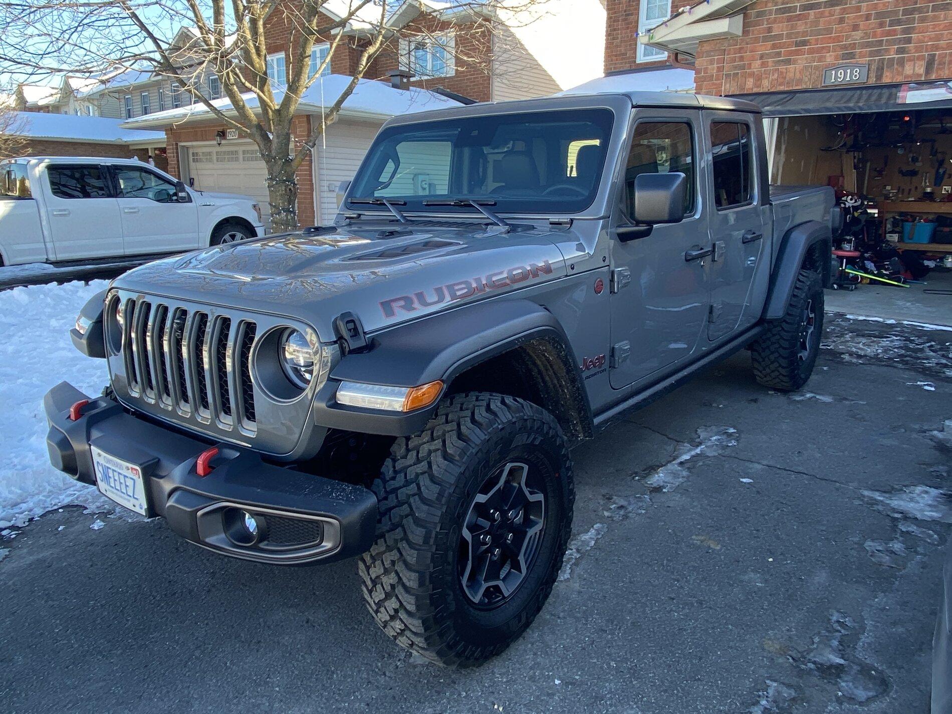 Jeep Gladiator Took Delivery of Your JT? Sign in Here! 3FEC3BBC-14B0-4DAA-88FE-77205004D2A6