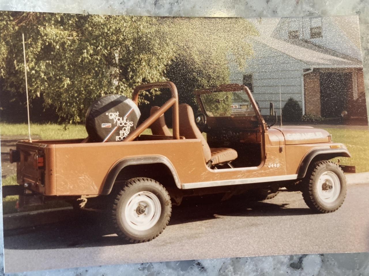 Jeep Gladiator Old School Jeeps 04EC95D3-378C-4CD4-8001-00B744CDEB13