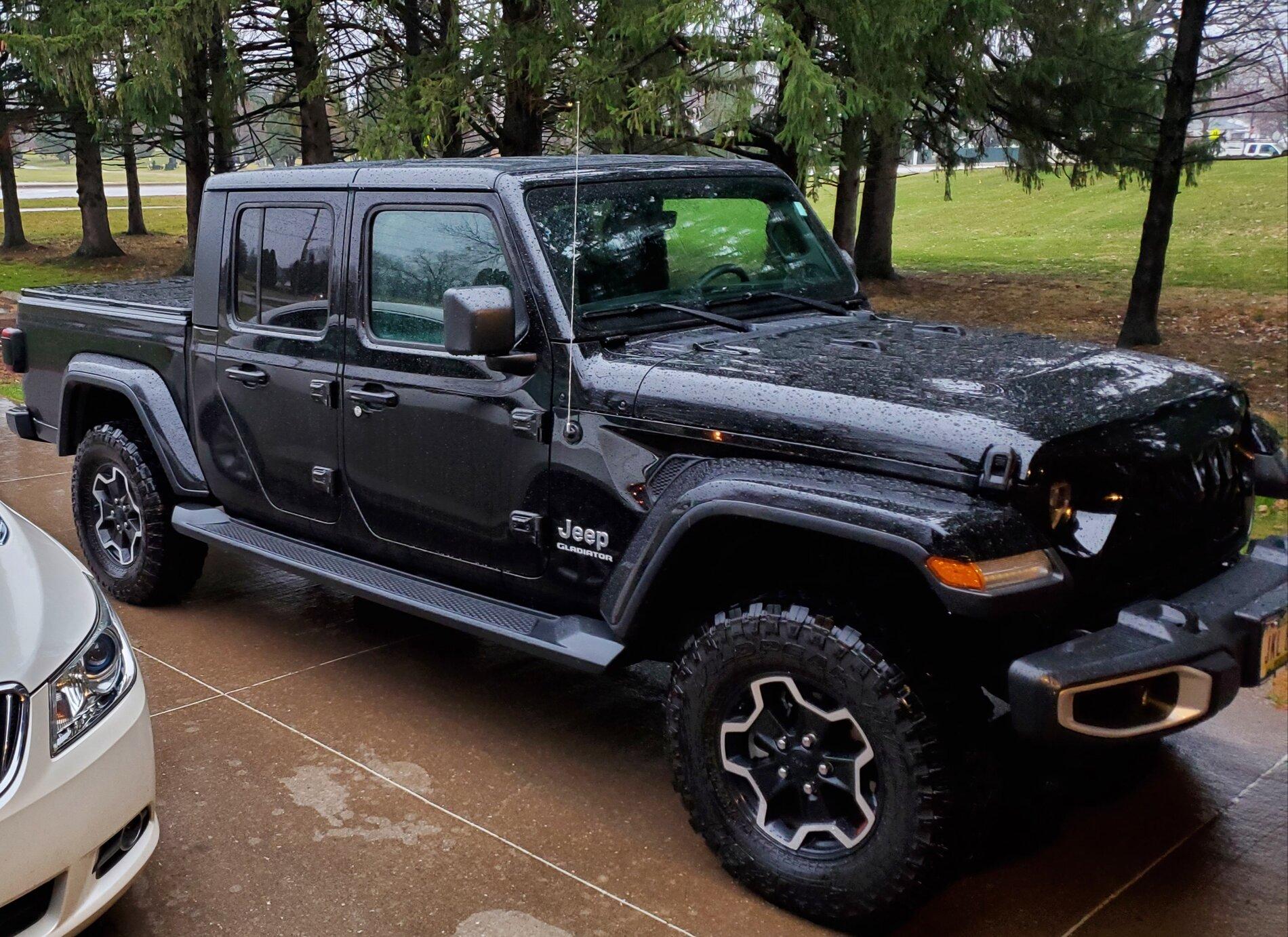Jeep Gladiator Overland - I’m sure it’s been asked before (apologies in advance) 20201215_073443