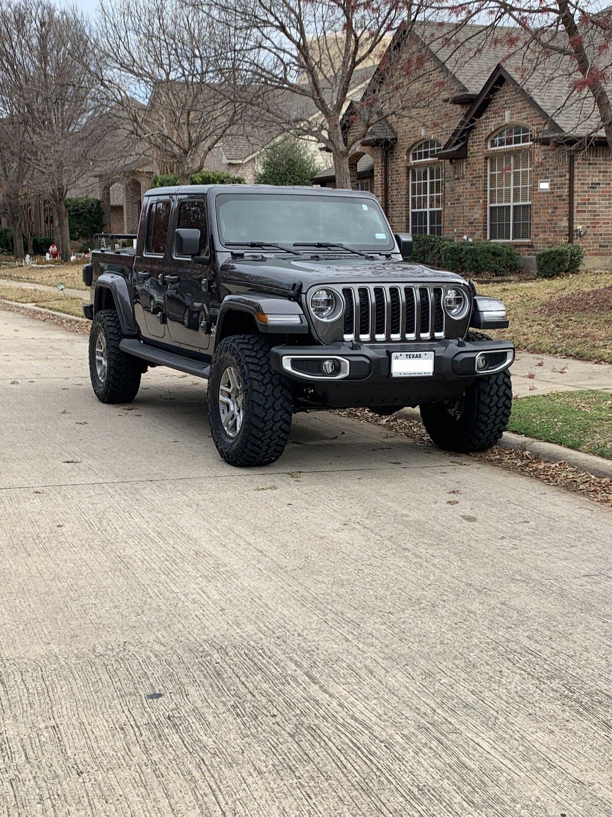 Jeep Gladiator Lets see all those Gladiators with lifts and bigger tires! IMG_4283.JPG