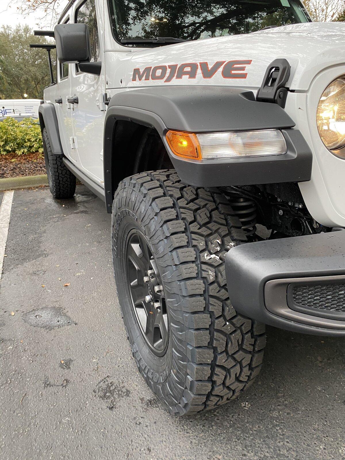 Jeep Gladiator Mojave 35” Skinny’s 06785F98-42BC-4030-8377-2BF8EF63B32D
