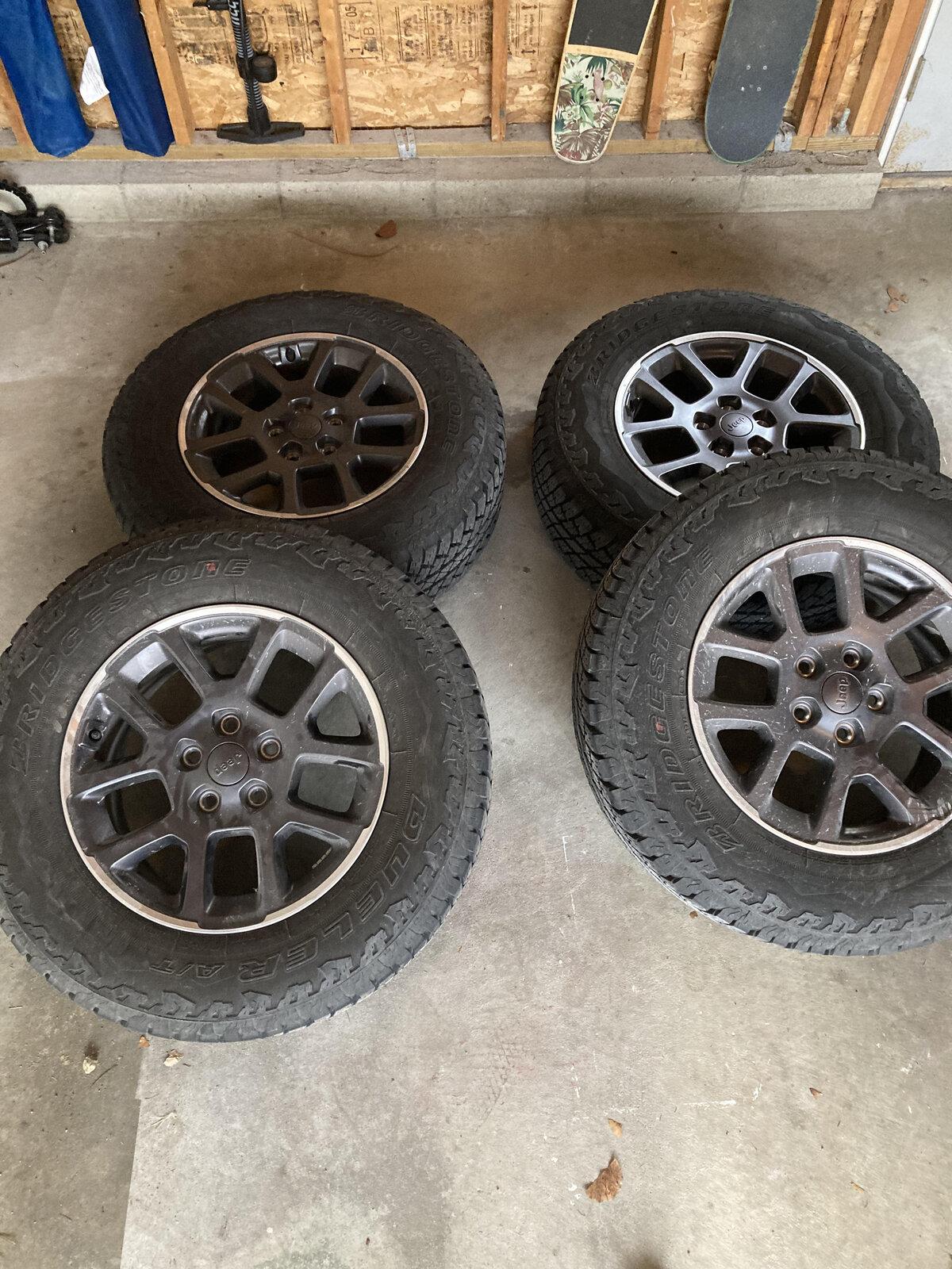Jeep Gladiator WTS or WTT Overland wheels/tires 4