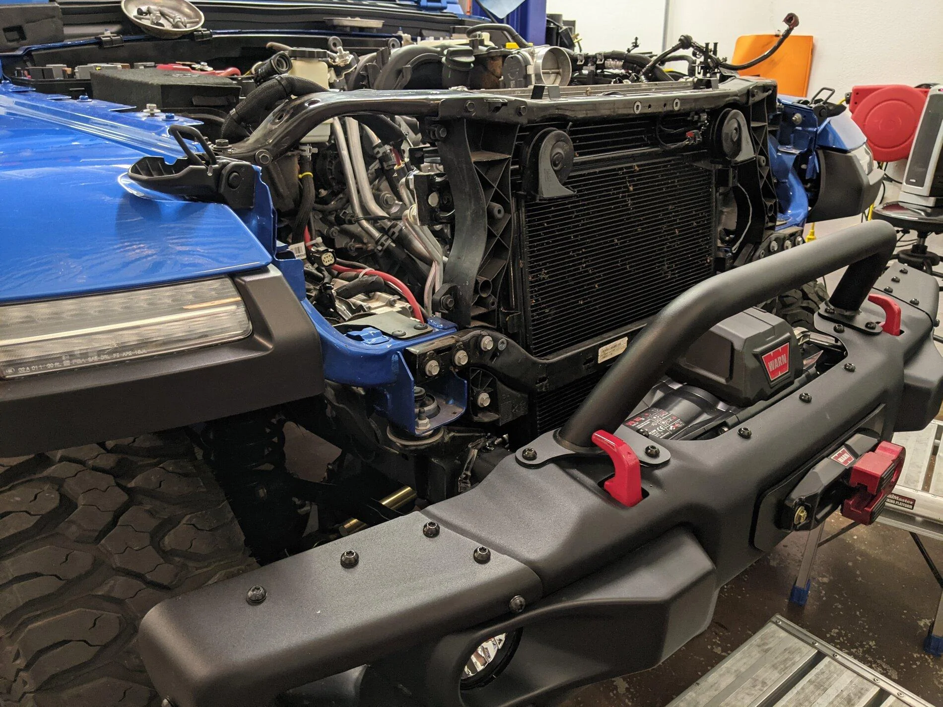 Jeep Gladiator ΚΑΣΣΑΝΔΡΑ (Kassandra) -  Hydro Blue and Supercharged PXL_20210112_181248613