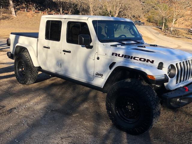 Jeep Gladiator Warn Epic Wheels? IMG_1680