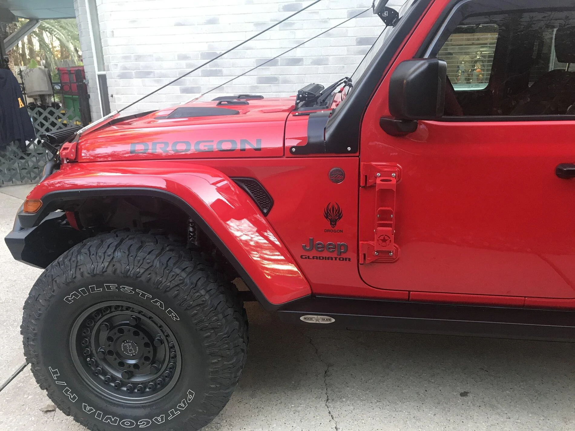 Jeep Gladiator Power slide steps feedback? IMG_2450