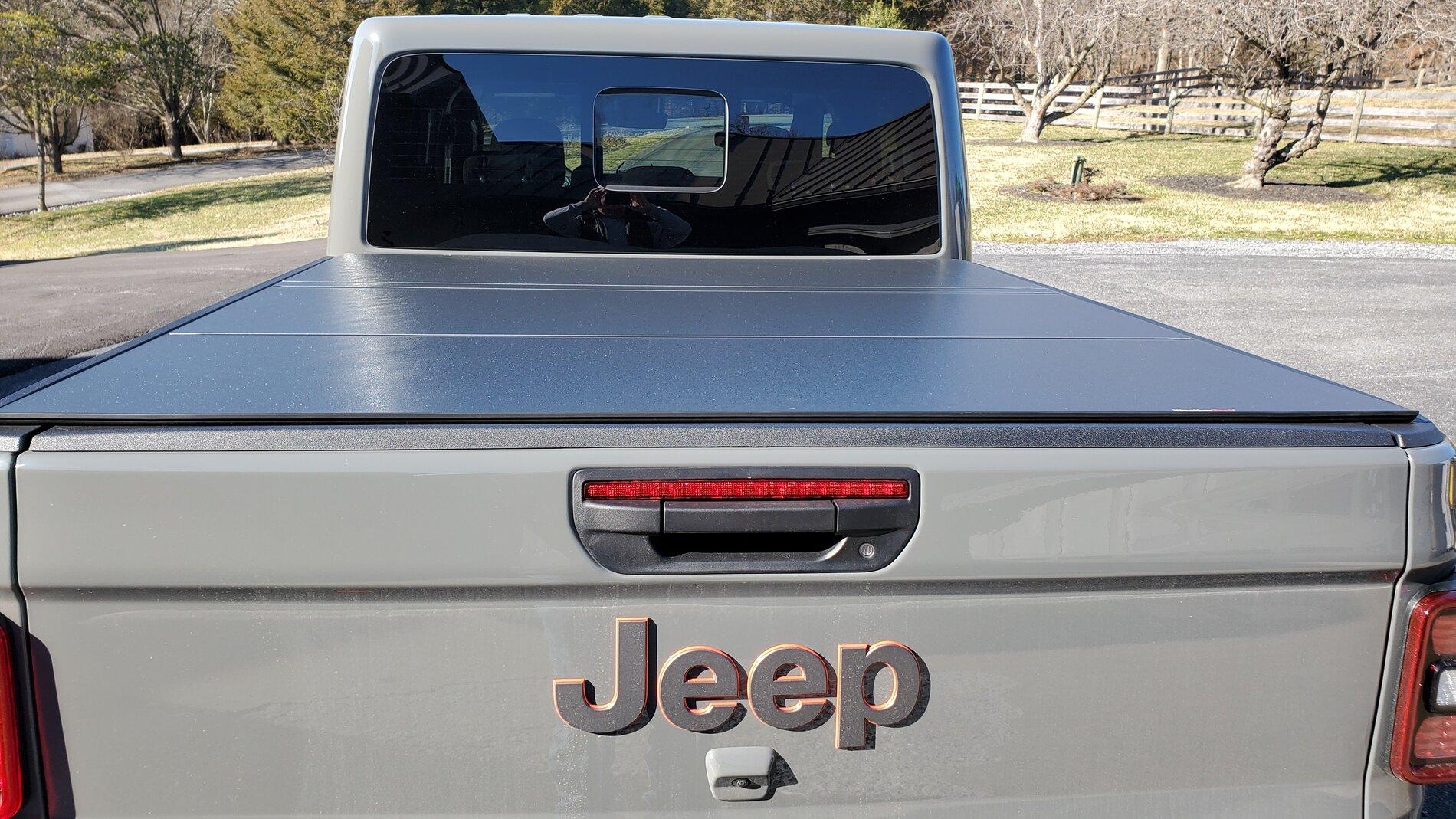 Jeep Gladiator WeatherTech AlloyCover 20210107_125554