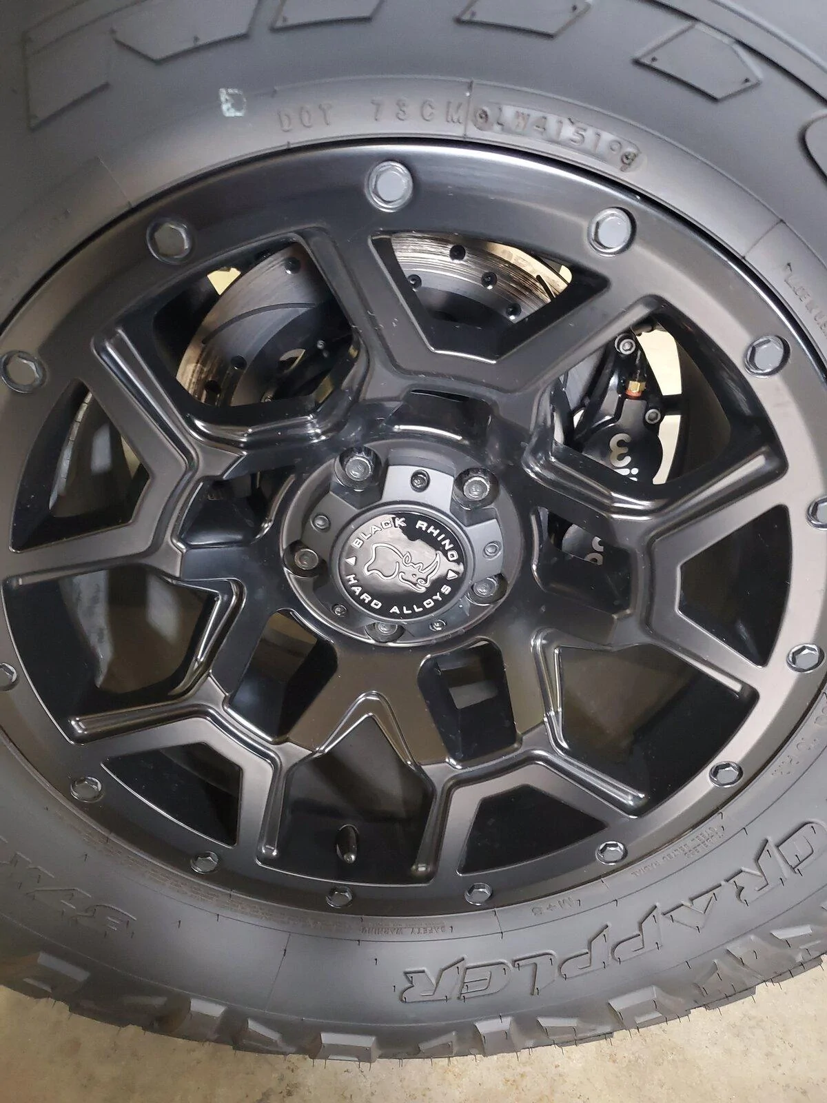 Jeep Gladiator 37" Nitto Ridge Grapplers and 18" Black Rhino Wheels - set of 4 like new! 20200731_163053