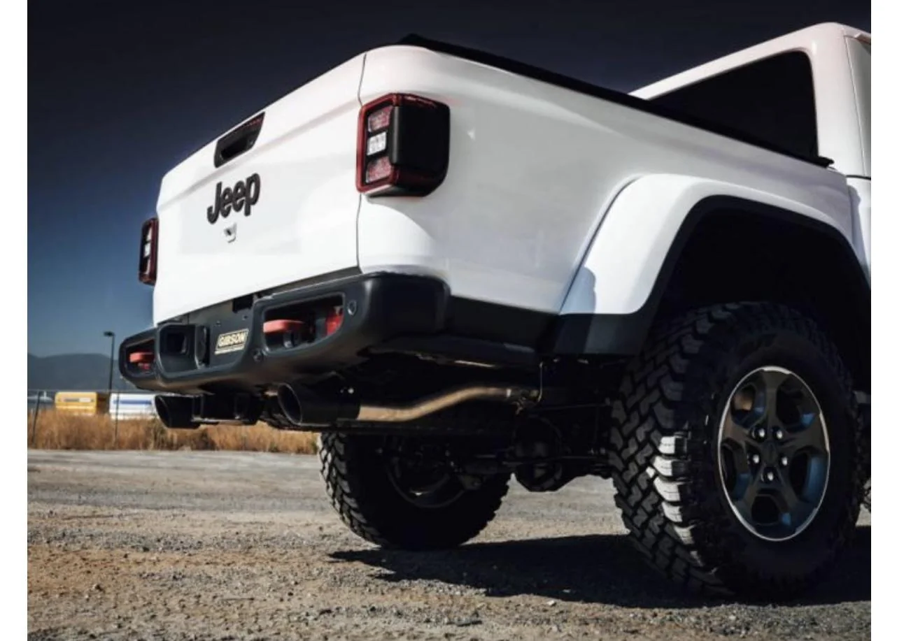 Jeep Gladiator Gibson Dual Exhaust 87B00530-2948-49E5-85F8-5CE37E96D4DC
