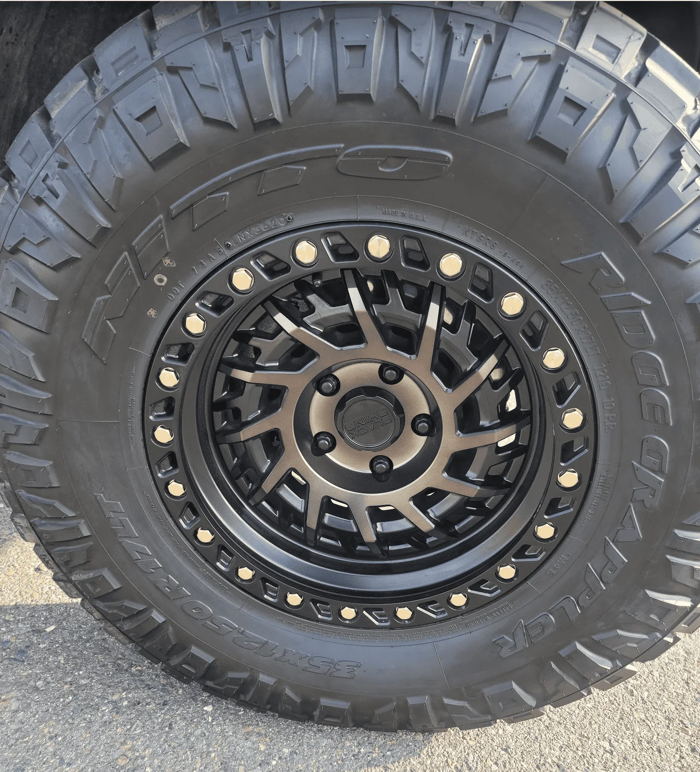 Jeep Gladiator MOJAVE Edition Gladiator JT Club TireRims